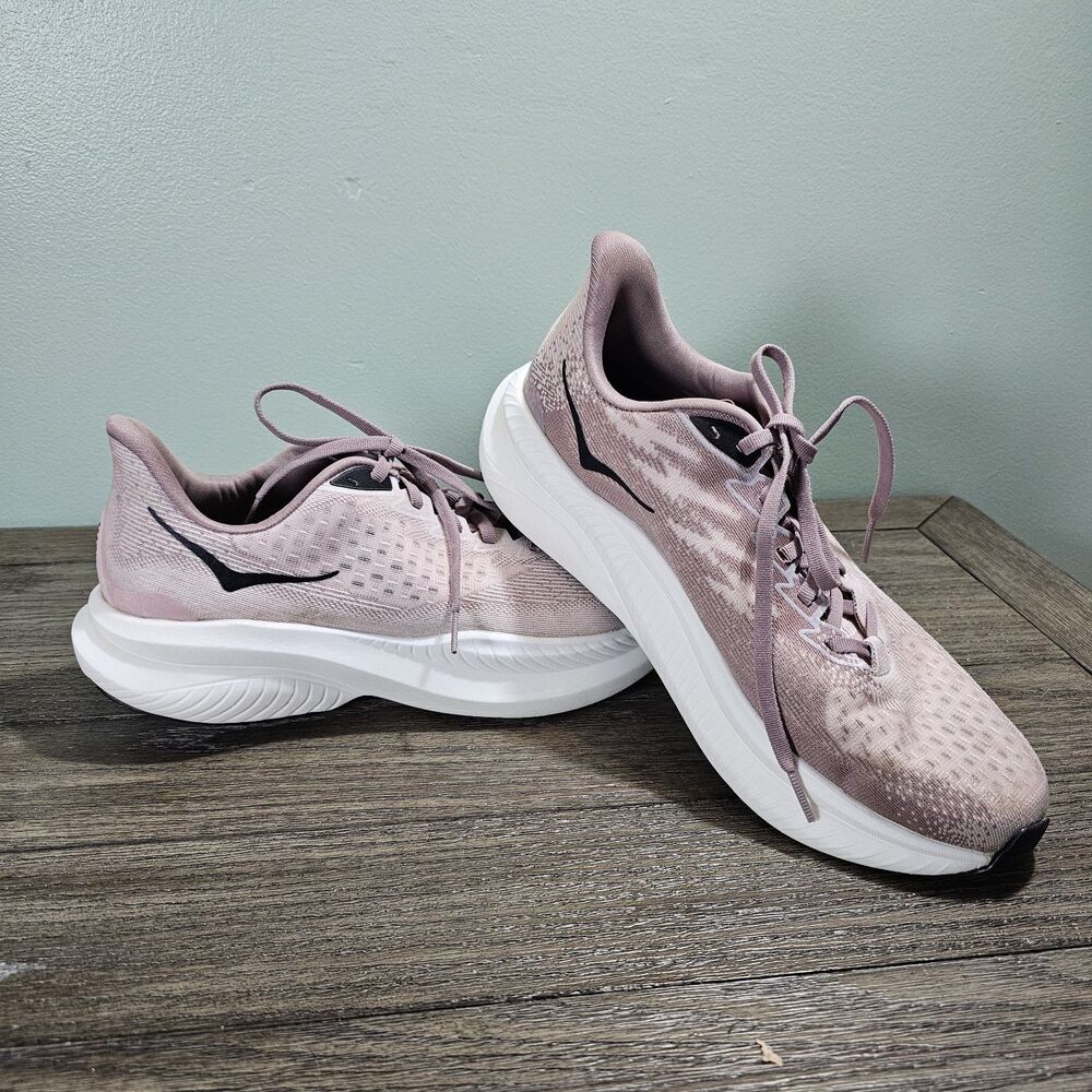 Hoka One One Women's Mach 6 LA Running Sneakers Cosmic Pearl/ Quartzite Size 11B